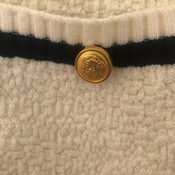 Comfy Pullover Spring Sweater - Picture 2 of 6